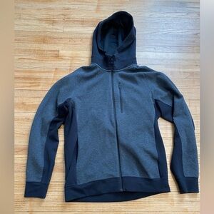 UNIQLO Gray and Black Hooded Sweatshirt Men M Medium Chest 38-41in Dry Stretch